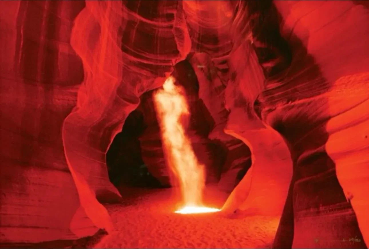 Peter Lik Ghost Photograph